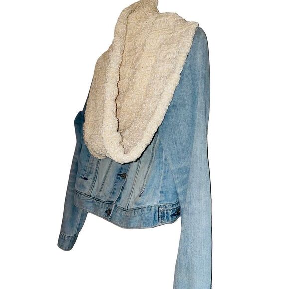 Peace & Pearls Chenille Infinity Scarf - Picture 1 of 8